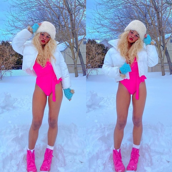 Pink Timberland Boots 💓 - Picture 3 of 5